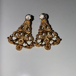 Vintage Avon Gold Filigree Christmas Tree Rhinestone Earrings